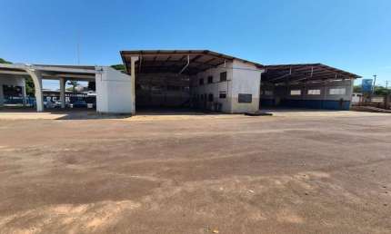 Terreno comercial à venda na Av. Dr. ÂNgelo Moreira Da Fonseca, Centro, Umuarama
