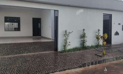 Casa para Venda em Uberlândia, Jardim América, 3 dormitórios, 1 suíte, 2 banheiros, 3 vagas