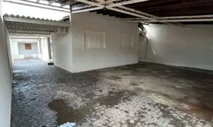 Casa para venda em uberlândia, luizote de freitas i, 3 dormitórios, 1 suíte, 2 banheiros, 1 vaga