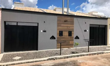 Casa Geminada para Venda em Uberlândia, Jardim Holanda, 2 dormitórios, 1 suíte, 2 banheiros, 2 vagas