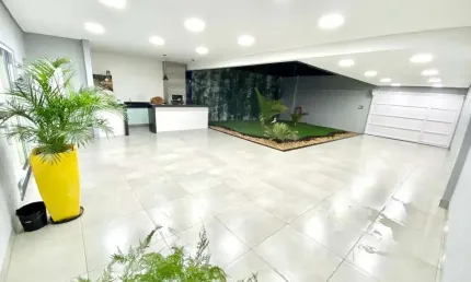 Casa para Venda em Uberlândia, Granada, 3 dormitórios, 1 suíte, 2 banheiros, 2 vagas