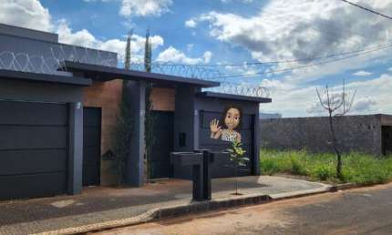 Casa Geminada para Venda em Uberlândia, Novo Mundo, 2 dormitórios, 1 suíte, 2 banheiros, 2 vagas