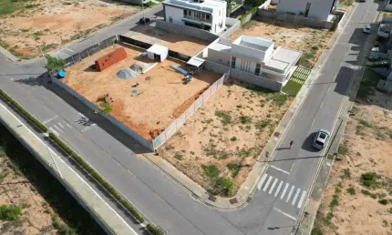 Lote de esquina no Condomínio Sunset Boulevard - 411m2 - Pitimbu