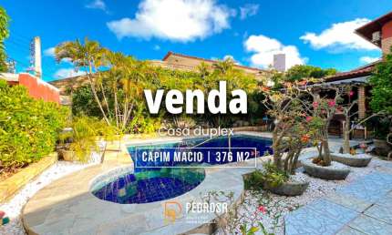 Casa Duplex a venda com 376m2 | 4 suítes | Lado sombra | energia solar | 4 Vagas | Capim Macio Natal/RN