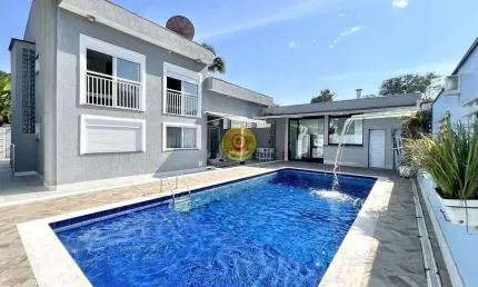 Casa Ampla e Exclusiva em Condomínio Fechado – Segurança, Privacidade e Conforto