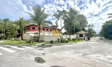 Terreno em Condomínio Exclusivo – 432,30 m² a 50 Metros da Praia