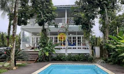 Linda Casa a Apenas 50 Metros da Areia – Litoral Norte de São Paulo