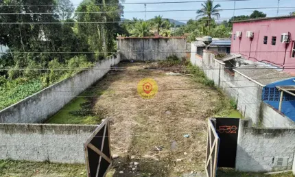 Lote à Venda – Localização Privilegiada a 500 Metros da Praia
