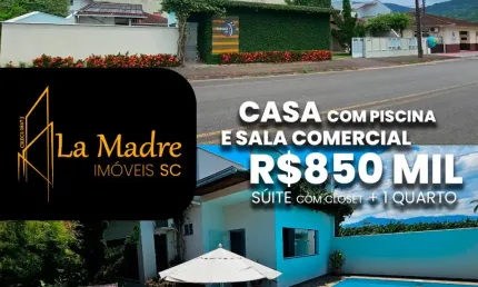 Casa com imóvel comercial à venda no Centro em Schroeder