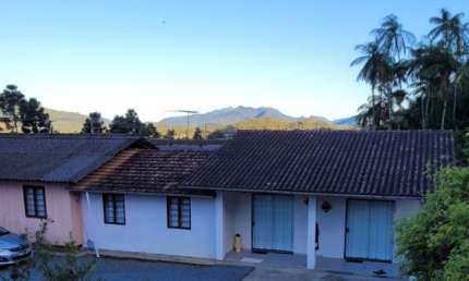 Casa com piscina no bairro Santa Luzia em Jaraguá do Sul