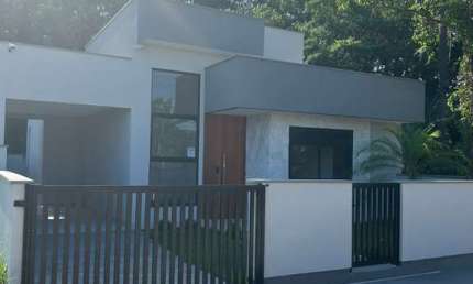 Casa com 3 quartos à venda na Rua Antônio Jovita Duarte, 141, Forquilhas, São José por R$ 855.000