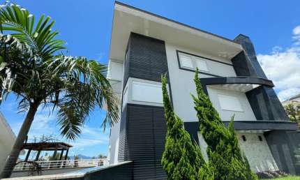 Casa em condomínio fechado com 5 quartos à venda na Rua das Camélias, 800, Bosque das Mansões, São José por R$ 6.900.000