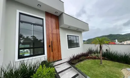 Casa com 4 quartos à venda na Servidão Albertina Clausen, sn, Forquilhas, São José por R$ 950.000