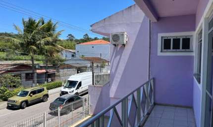 Casa com 2 quartos à venda na Rua Elias Merise, 172, Roçado, São José por R$ 670.000
