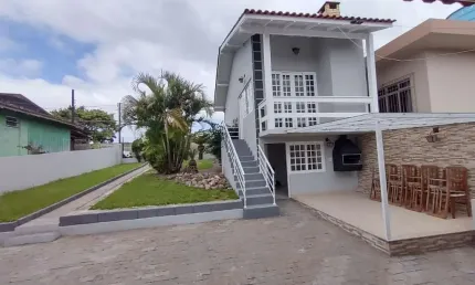 Casa com 3 quartos à venda na Rua Caxambu, 576, Serraria, São José por R$ 795.000