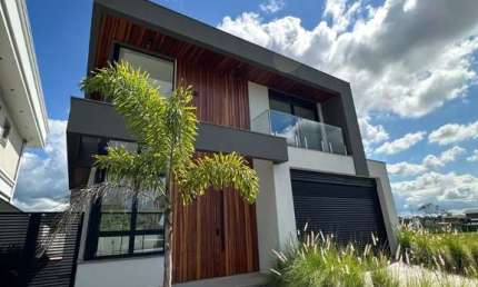 Casa em condomínio fechado com 3 quartos à venda na Rua Lagoinha, 65, Pedra Branca, Palhoça por R$ 3.490.000