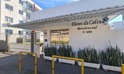 Apartamento com 2 quartos para alugar na Servidão Maria Vieira dos Santos, 1000, São Sebastião, Palhoça por R$ 1.500