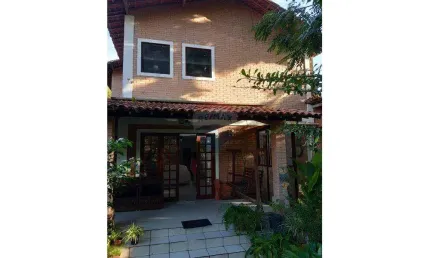 CASA DE CAMPO EM GRAVATA COM LAREIRA 400 MTS - 03 SUITES  - CONDOMÍNIO FECHADO – VENDA PORTEIRA FECHADA.