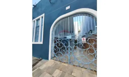 'Casa Moderna na Rua do Cupim, 150: Conforto e Conveniência'