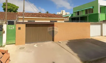 CASAPARA ALUGAR - CAMPO GRANDE - 180m² - R$ 3.200,00 (pacote de locação)