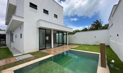 Casa no Damha, com 4 suites, sendo 1 suite terrea, energia solar e automatizada, quintal e piscina