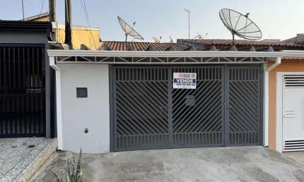 Casa para Venda em Indaiatuba, Jardim do Valle II, 2 dormitórios, 1 banheiro, 2 vagas