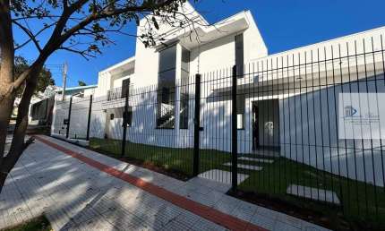 Casa com 4 quartos à venda na Zona 04, Maringá 