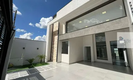 Casa com 3 quartos à venda na Zona 31, Maringá 