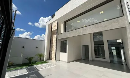 Casa com 3 quartos à venda na Zona 31, Maringá 