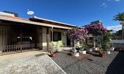 LINDA CASA EM BARRA VELHA 350 MTS DA PRAIA | ÓTIMA LOCALIZAÇÃO | ESTUDA PROPOSTAS
