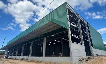 GALPÃO LOGISTICO EM JOINVILLE | DISTRITO INDUSTRIAL | 4.400 M² | 14 DOCAS