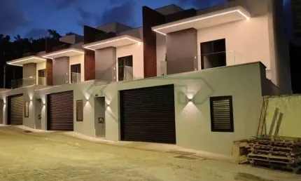 Lindo sobrado no américa | 3 suítes | 2 vagas cobertas | piscina com deck