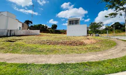 Terreno à venda no Salvaterra, Juiz de Fora 