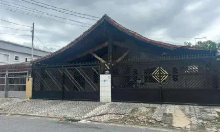 Oportunidade Única em PRAIA GRANDE - SP | Tipo: Casa | Negociação: Leilão  | Situação: Imóvel