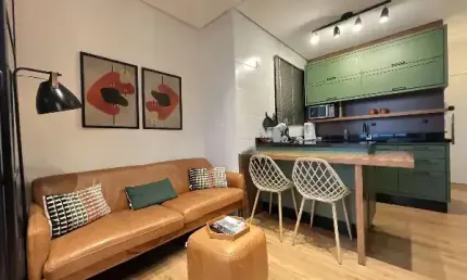 Lindo Studio Totalmente Mobiliado no Córrego Grande  Studio Sapphire & Gallery