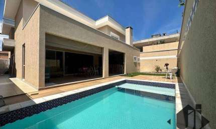 Casa com 3 dormitórios à venda, 319 m² por R$ 1.595.000,00 - Residencial Colinas - Taubaté/SP