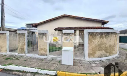 Casa com 3 dormitórios à venda, 176 m² por R$ 380.000,00 - Jardim Jaraguá - Taubaté/SP