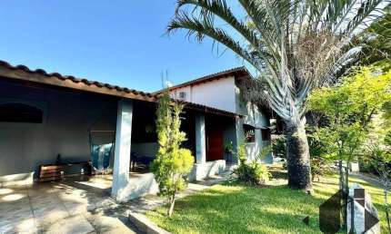 Chácara com 3 dormitórios à venda, 4250 m² por R$ 2.300.000,00 - Barreiro - Taubaté/SP