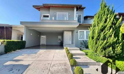 Casa com 4 dormitórios à venda, 200 m² por R$ 1.400.000 - Vale dos Príncipes - Taubaté/SP