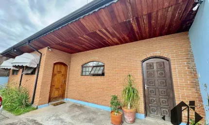 Casa com 3 dormitórios à venda, 161 m² por R$ 550.000 - Parque das Fontes - Tremembé/SP
