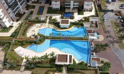 Elegante Apartamento de 194 m² no Condomínio Lorian Boulevard!