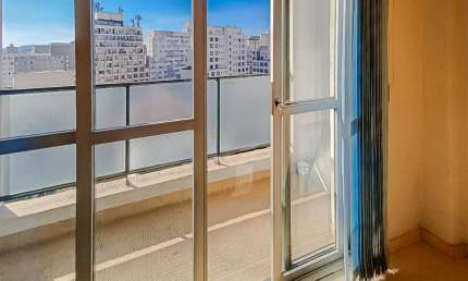 Conjunto comercial com 3 salas em andar alto no Centro da cidade