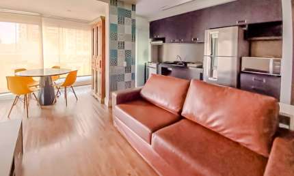 Lindo Apto mobiliado, andar alto,prédio com lazer completo na R. Bela Cintra