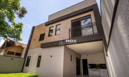 Sobrado com 3 quartos à venda, 139 m² por R$ 995.000 - Santa Cândida - Curitiba/PR