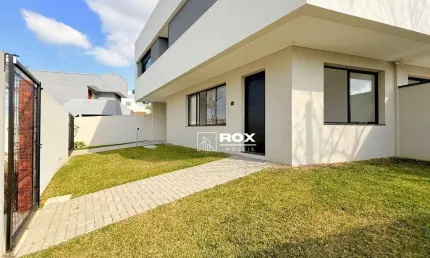 Sobrado com quintal, 3 suítes à venda - Santa Felicidade - Curitiba/PR