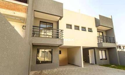 Sobrado com 3 qurtos sendo 1 suíte à venda, 135 m² por R$ 739.000 - Boqueirão - Curitiba/PR