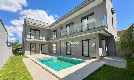 Casa em condomínio, 3 suítes, com piscina e elevador, à venda - Santo Inácio - Curitiba/PR