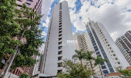 Cobertura com 4 suítes, piscina, sauna e 4 vagas à venda, 834 m² - Batel, Curitiba/PR