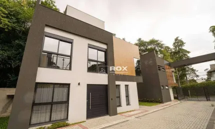 Sobrado novo com 3 quartos para alugar, 133 m² por R$ 9.900/mês - Santa Felicidade, Curitiba/PR