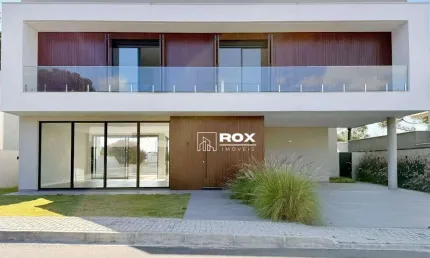 Casa em condomínio fechado com 4 quartos à venda na Rua Inácio Wichnewski, 920, São Braz, Curitiba
